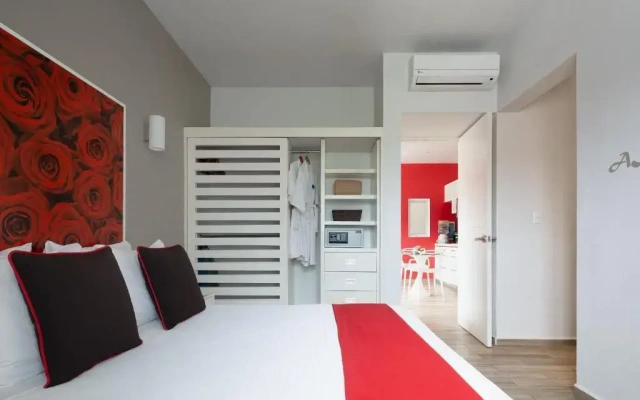 Azura Boutique Hotel