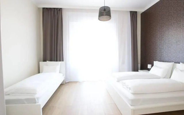 Premium Apartment by Hi5 - ASTORIA 4 bedroom