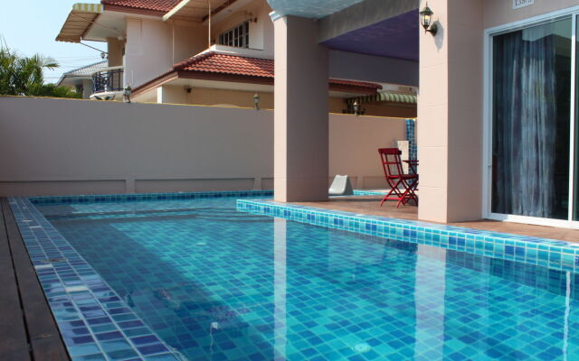 Pattaya Pool Villa TLH 2