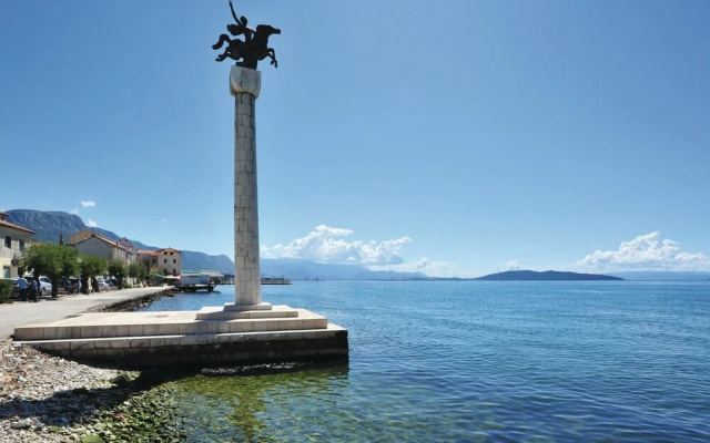 Amazing Apartment in Kastel Stari With 2 Bedrooms and Wifi