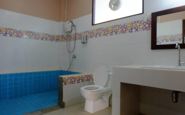 Hug Cafe Hostel