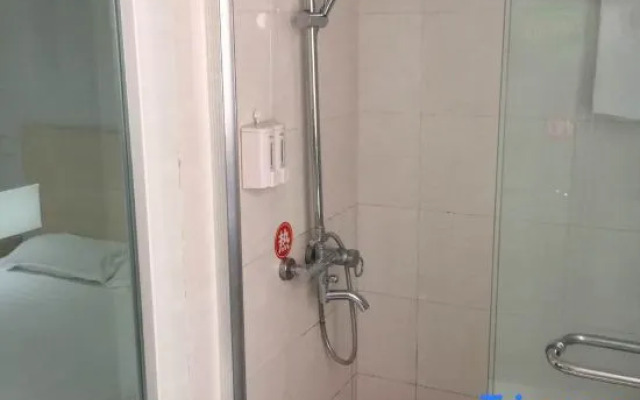 Shanghai Yuqiu Hotel