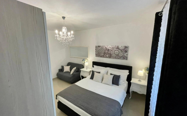 Central Square Guest House
