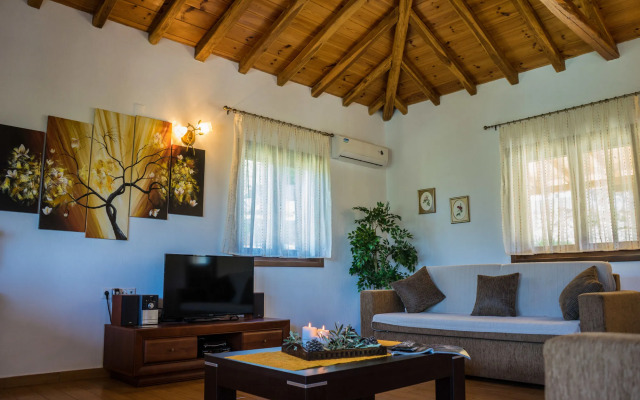 Four Seasons Villas