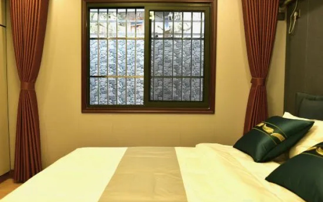 Leshan Puyue Jiayuan Homestay