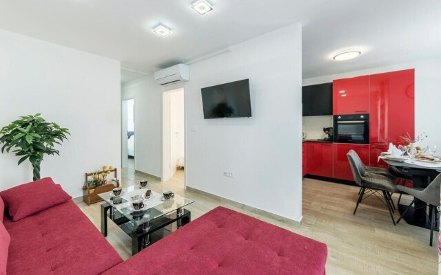 Beautiful Apartment in Pula With Wifi and 2 Bedrooms