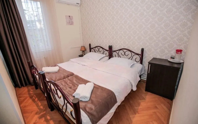 Laba Guest House