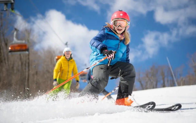 1br Ski-in, Ski-out With King Bed- Okemo Mtn Lodge 1 Bedroom Condo by RedAwning