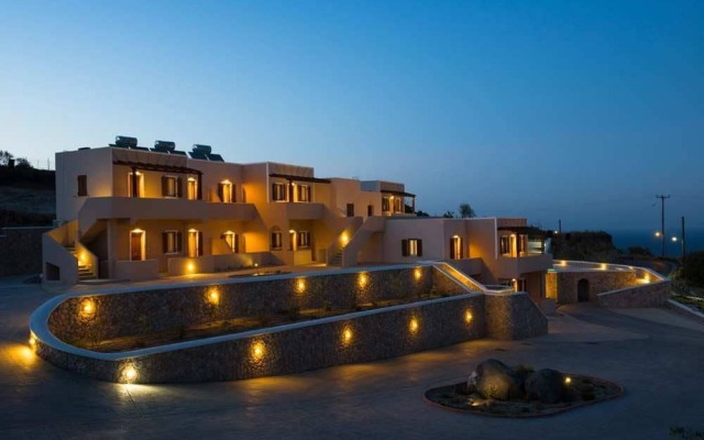 Отель Moonlight Apartments Греция, Остров Санторини - отзывы, цены и фото номеров - забронировать отель Moonlight Apartments онлайн вид на фасад
