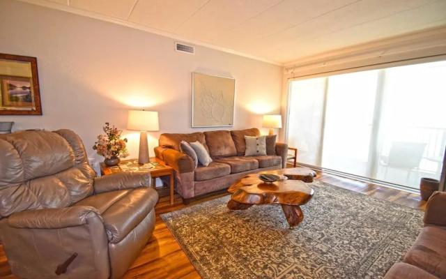 Constellation House 510 2 Bedroom Condo by RedAwning