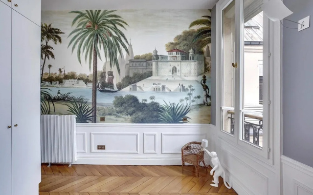 Top Luxurious Penthouse Front of Eiffel Tower and River