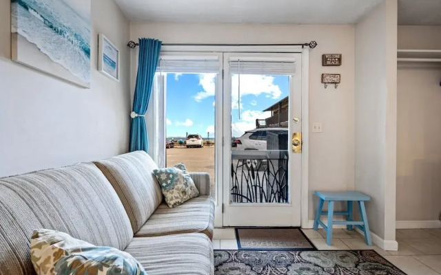 Beachfront Bliss Cozy Studio!