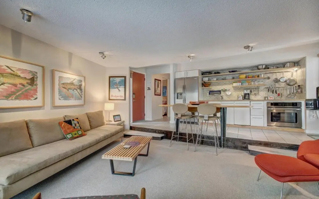 Scandi Chic Condo near Main Street
