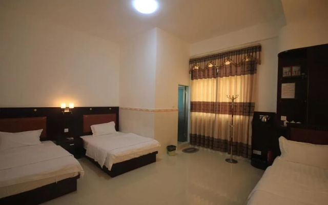 Yangjing Hailing Island Longhao Hotel