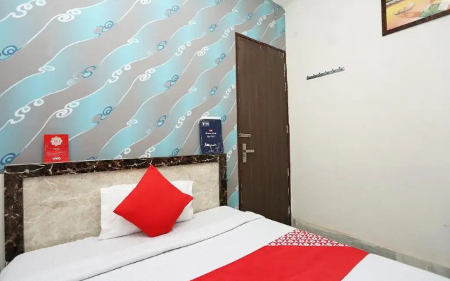 OYO 24763 Sanguine Hotel