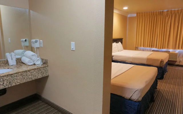 Hollywood Inn Express South