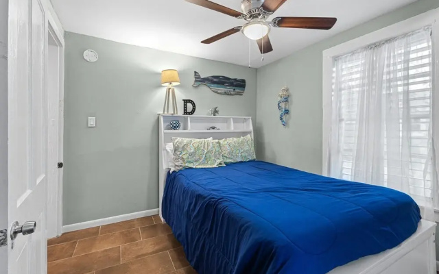 The Dinghy 2 Bedroom Home