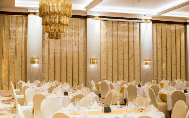 Johari Rotana Hotel