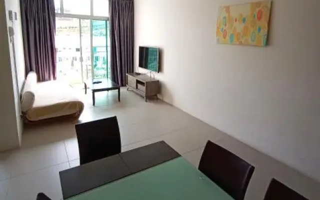 Cameron's Square Apartment