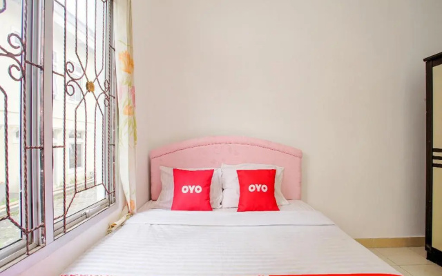 OYO 3241 Grand Suites Palace 4
