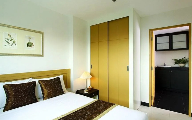 The Laurel Suite
