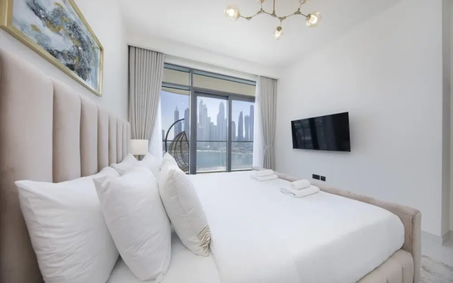 2BR Emaar Beachfront Full Sea Skyline Views