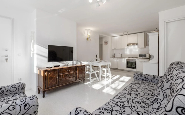Awesome Home in Rijeka with Hot Tub & 4 Bedrooms