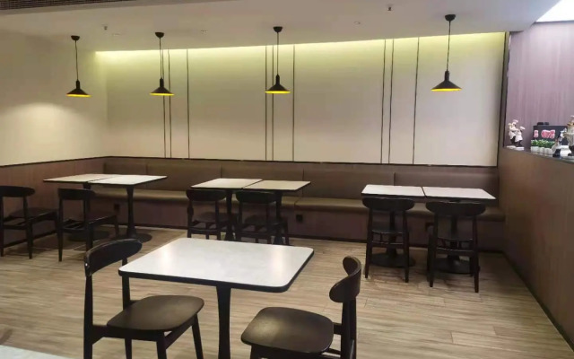 Hanting Hotel Tangshan North Station