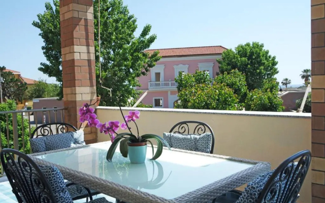 Eleatica Holiday Apartment
