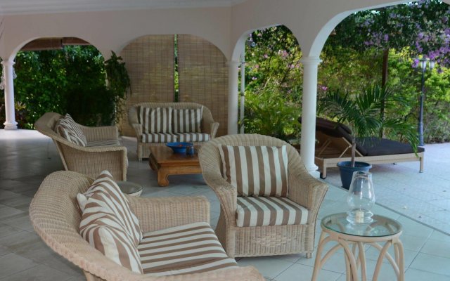 Villa de Cerf in Cerf Island, Seychelles from 318$, photos, reviews - zenhotels.com hotel front