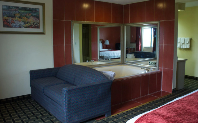Baymont Inn and Suites Springfield