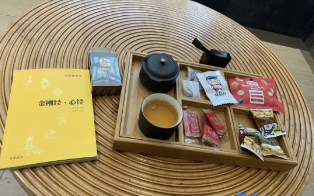 Zhuxia Guesthouse