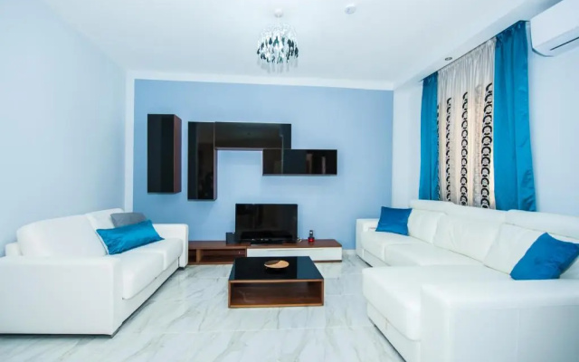 The Waves holiday apartment