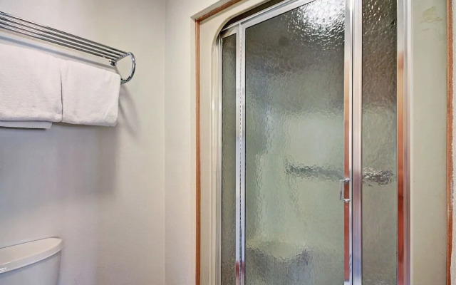 Ffd7 Frostfire 2 Bedroom Condo by RedAwning