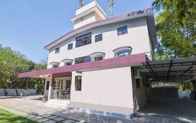 Hotel Mangal Residency