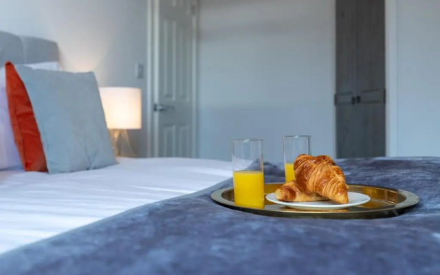 The Eldern - Spacious, Netflix, free Parking, close to A1