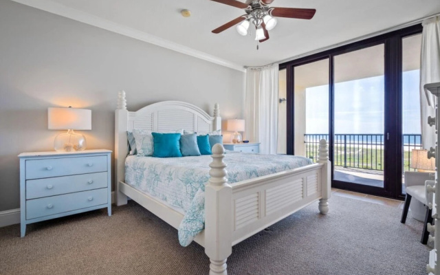 520 Holiday Isle 520 by ACP