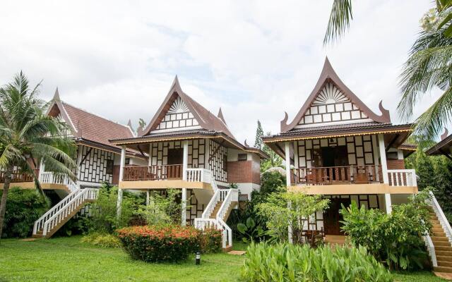 Отель Thai Ayodhya Villas & Spa Hotel Таиланд, Самуи - 1 отзыв об отеле, цены и фото номеров - забронировать отель Thai Ayodhya Villas & Spa Hotel онлайн вид на фасад