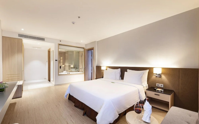 D'Qua Hotel