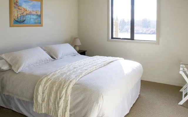 Suite 51