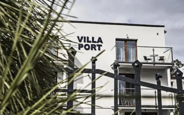 Villa Port