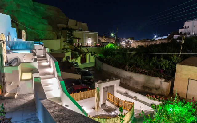 Afora Houses