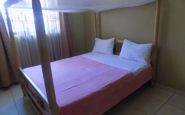 Etana Motel