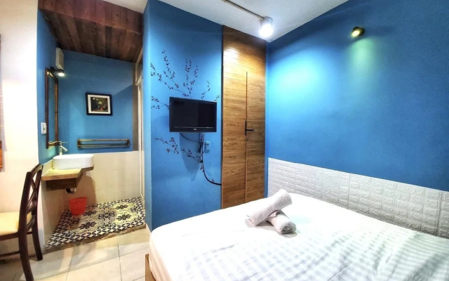 Town House SG
