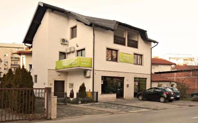 Zagi Apartment 2