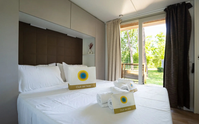 Club Del Sole Adriano Family Collection