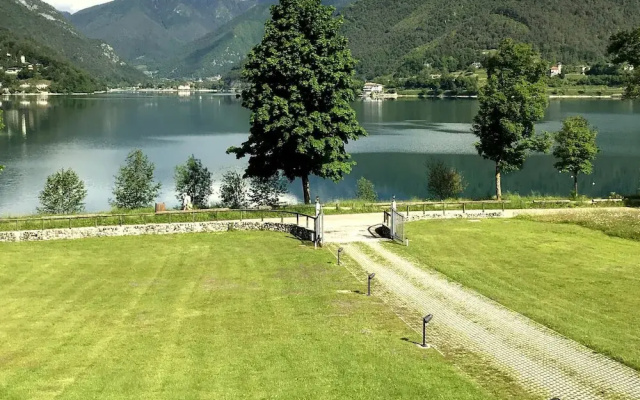 Scenic Holiday Home in Ledro near Spiggia Besta Lido