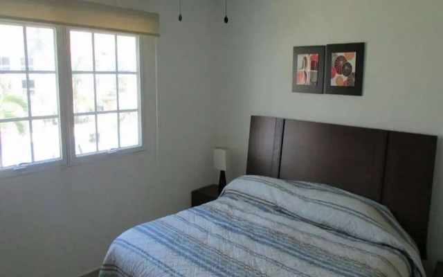 Diamante Lakes Apartmens