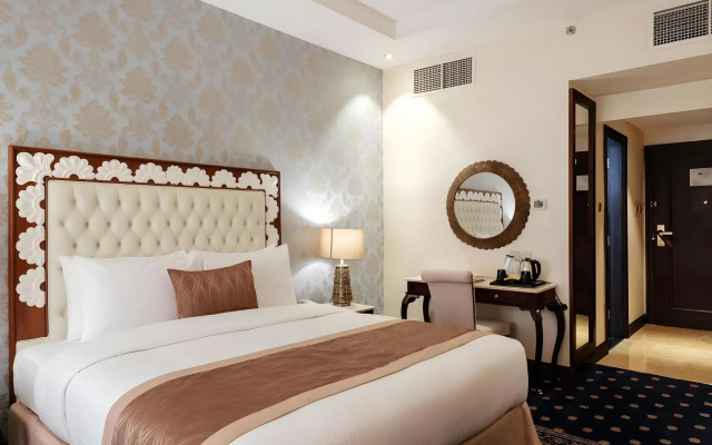 Crystal Plaza Al Majaz Hotel