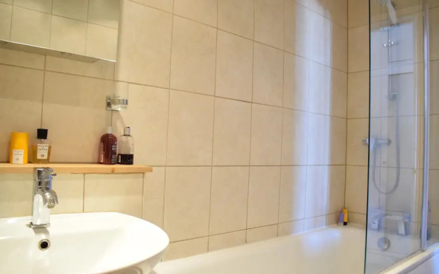 Studio Flat For 2 in Westminster